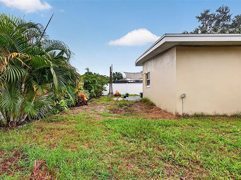 12496 136th Ln — Photo 39