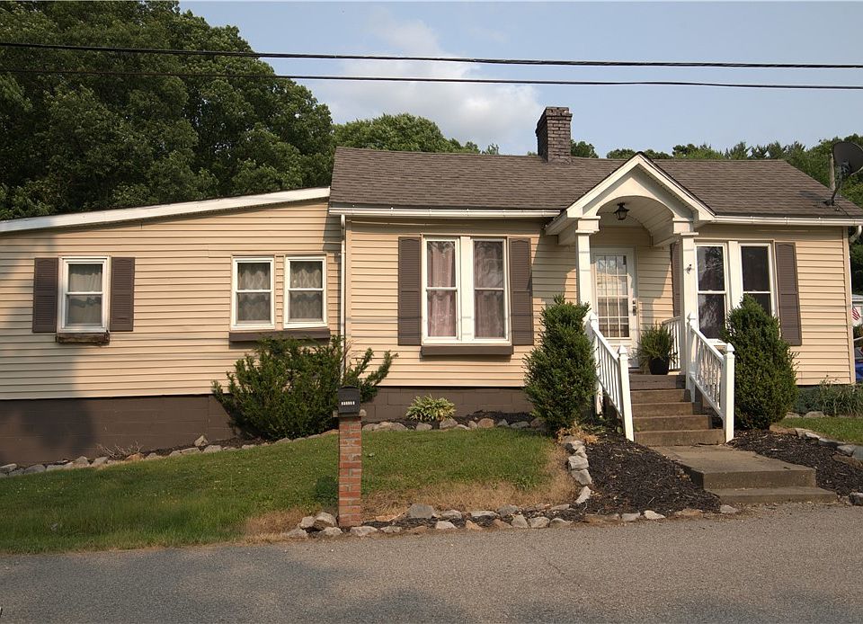 1st image of 62976 Dunning Ln