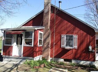 97 Church Ave, Germantown, NY 12526