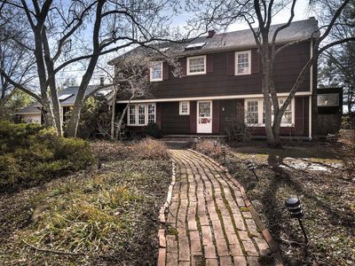 5 Toth Ln, Rocky Hill, NJ, 08553