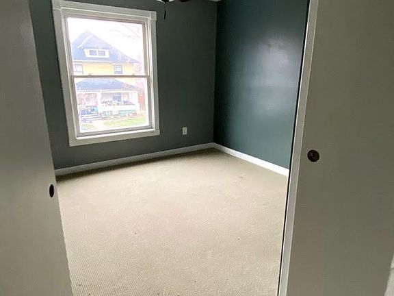 4th image of 612 Saint Nicholas Ave