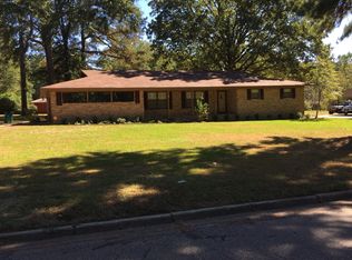 621 Garland Ave, El Dorado, AR 71730