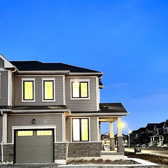 30 Daisy Ln W — Photo 2