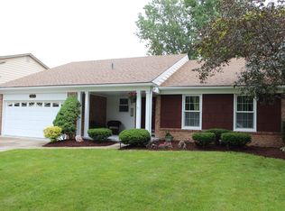 5878 Marble Dr, Troy, MI 48085