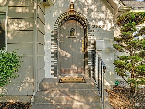 4th image of 3709 N Madison Street