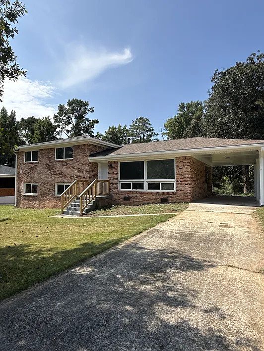 1st image of 2379 Miriam Ln