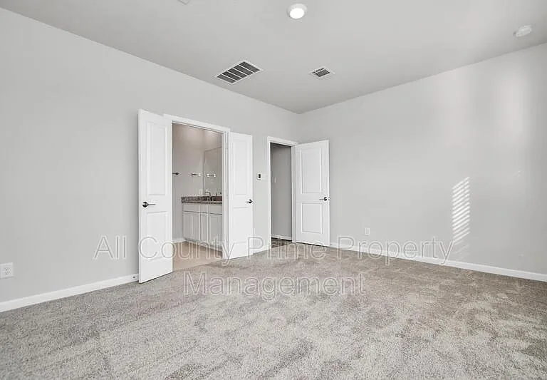 1218 Raburn Run Ln — Photo 17