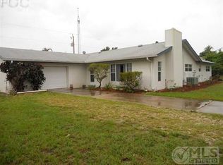 5887 Mackerel Rd, Bokeelia, FL 33922