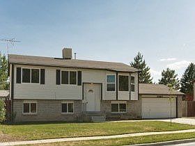 1st image of 3307 W Fernbrook Dr