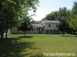 8630 Gurler Rd, Dekalb, IL 60115