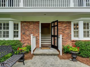 2872 Castlewood Dr NW, Atlanta, GA 30327