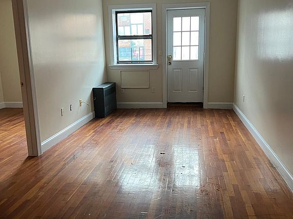 4th image of 1226 Southern Blvd #4