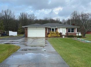 165 Airport Rd, Warren, OH 44481