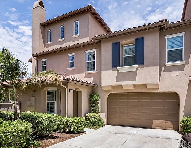 Gorgeous upgraded home in Bel Air in the Seacliff area of West Huntington Beach!