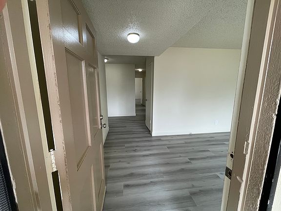 2nd image of 2903 Clover Ct