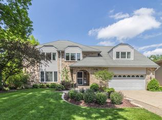 9413 Aurora Ave, Urbandale, IA 50322
