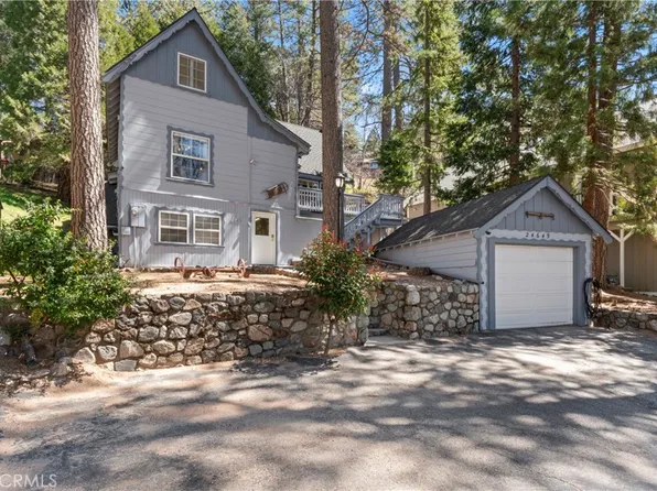 24649 San Moritz Dr, Crestline, CA 92325
