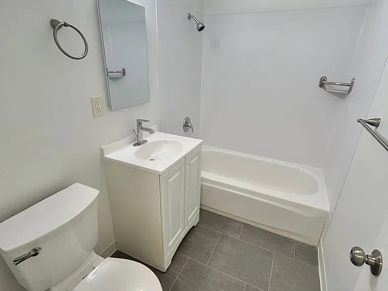 Barbi Apartments — Photo 32