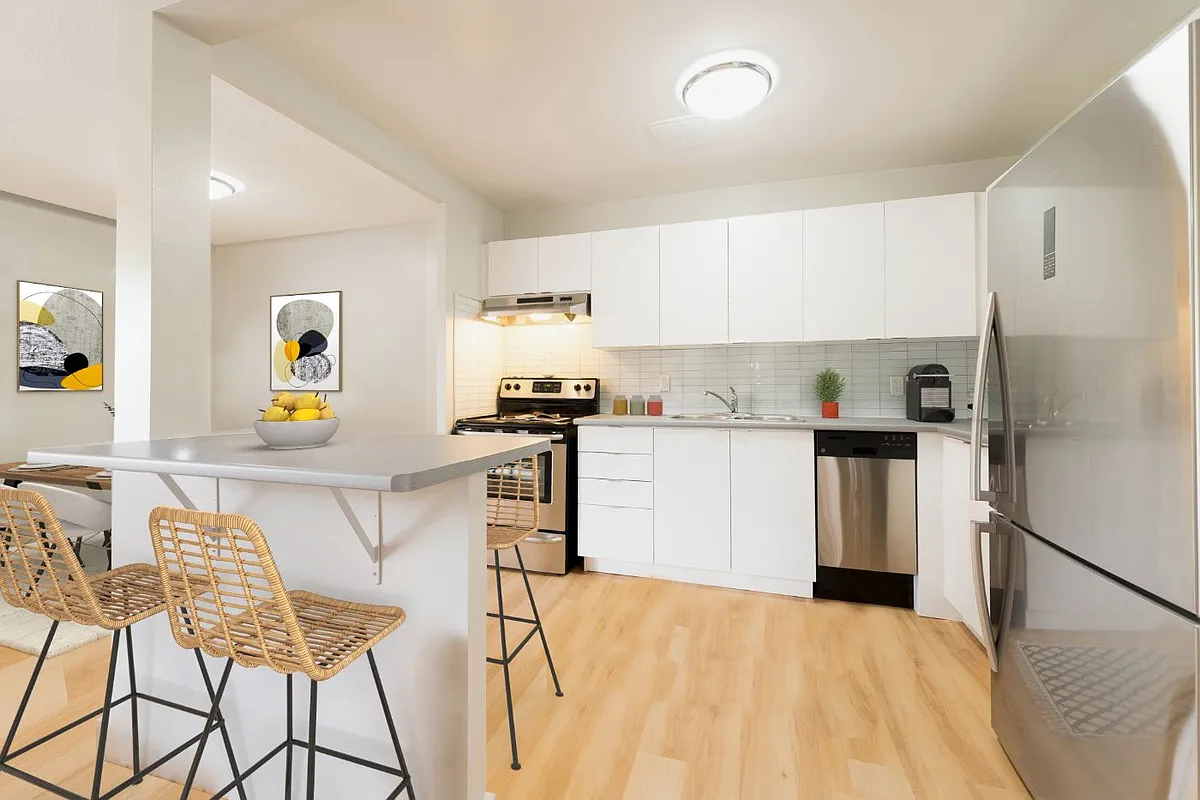 Building Photo - 435 Kerr St #FEED