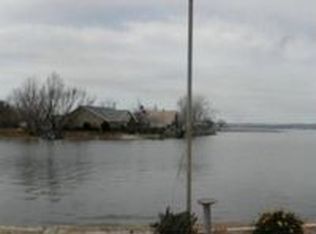 204 N Court, Bluffton, TX 78607