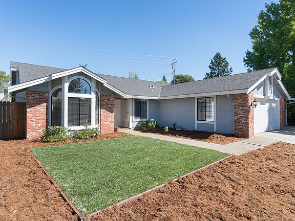 2nd image of 2997 Camerosa Cir