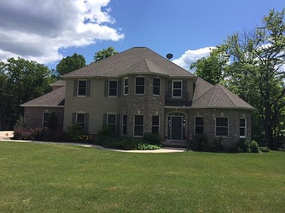 2nd image of 1815 Woodbury Pkwy