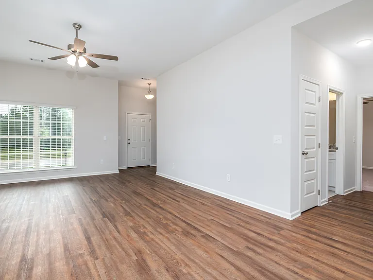 246 Brownstone Loop — Photo 7