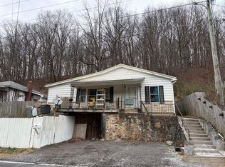 1134 Old Bramwell Rd #1, Bluefield, WV 24701