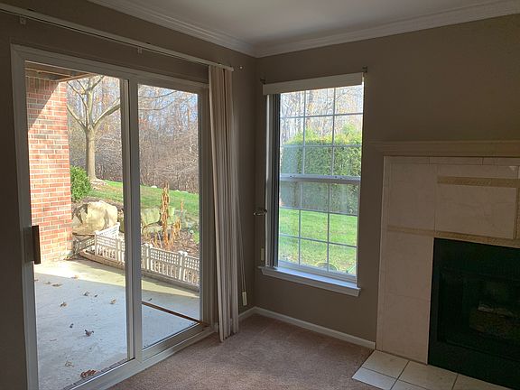 5th image of 44762 Marigold Dr #1