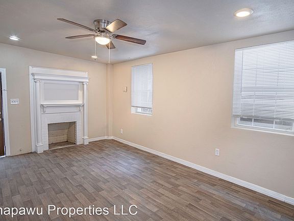 2nd image of 150 Bank St #150