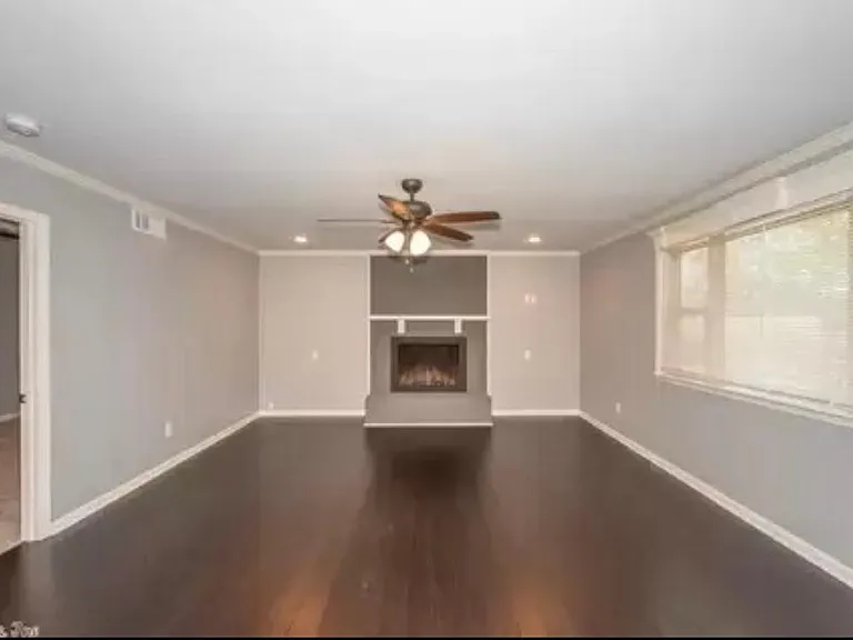 44 Falcon Dr — Photo 2