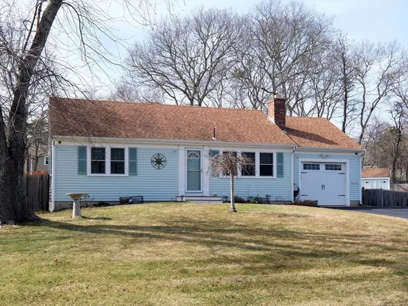 62 Hamden Cir, Barnstable, MA 02630
