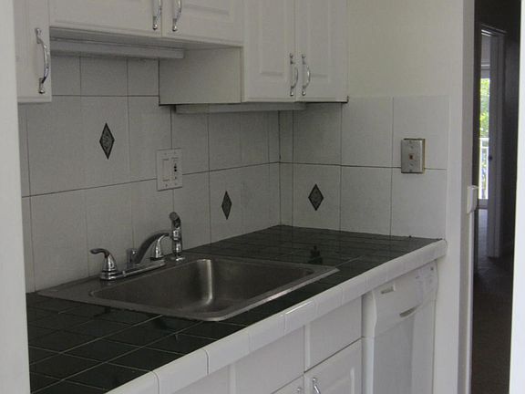 3rd image of 255 Sunrise Dr APT 309