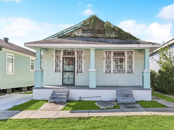 3920 Delachaise St, New Orleans, LA 70125