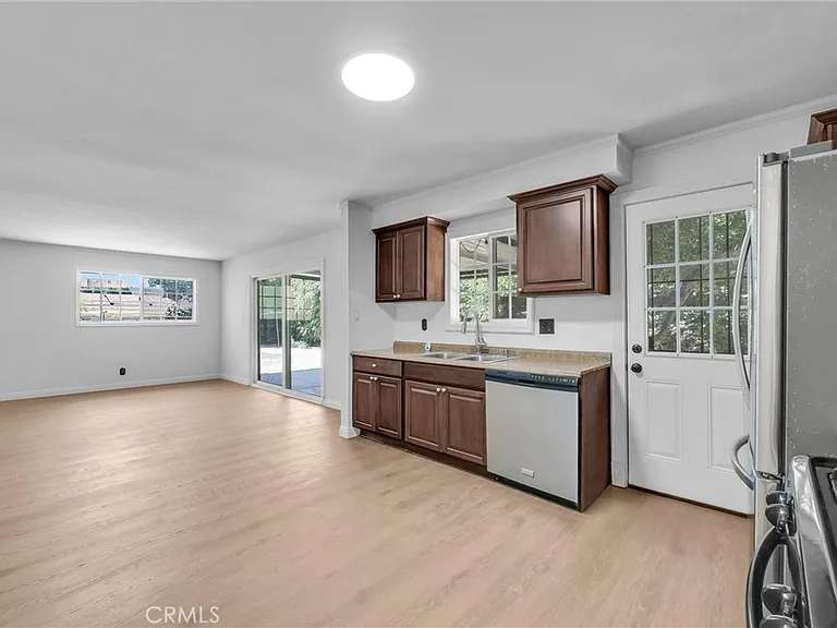 18515 Los Machos Dr — Photo 10