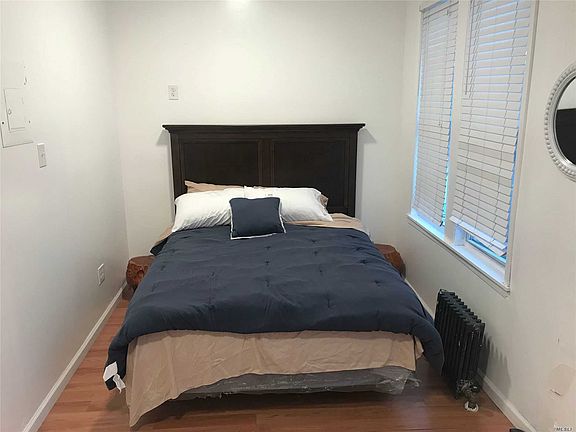 4th image of 18023 Linden Blvd