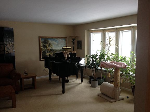 2nd image of 1423 Stevenson Dr