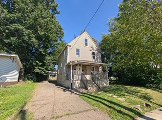 2141 13th St SW APT 2, Akron, OH 44314