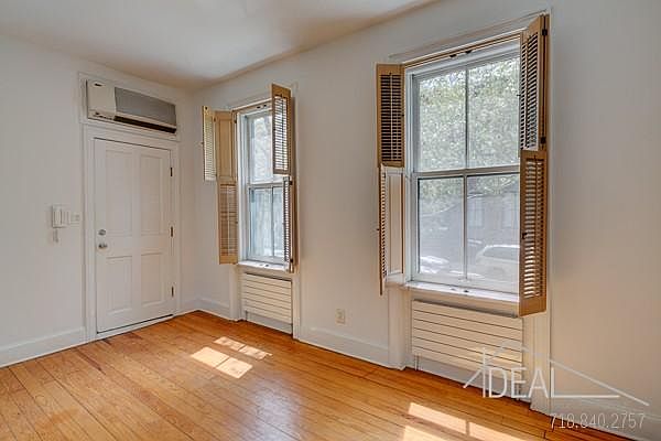 1st image of 135 Kane St APT 1