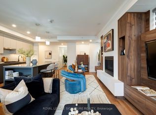 285 Avenue Rd #303, Toronto, ON M4V2G8