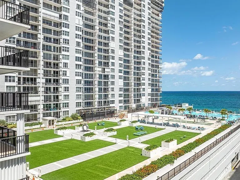 4280 Galt Ocean Dr #29C — Photo 43