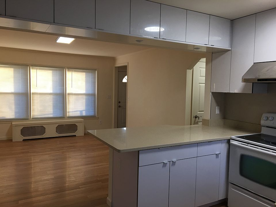 1st image of 125 Meldon Ave #1