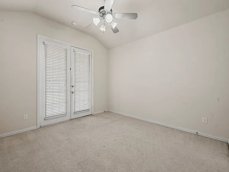 8732 Laurel Canyon Rd — Photo 22