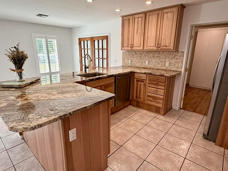 147 Sunflower Cir — Photo 9