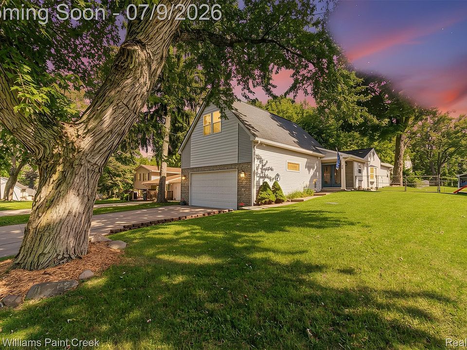 1st image of 3155 Beaumont Dr