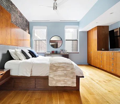 Rented by Compass | media 28