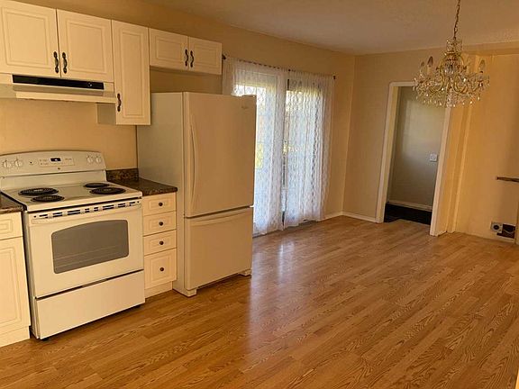 3rd image of 11212 S 108th Ave