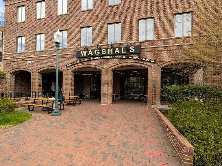 4201 Cathedral Ave NW #1009 — Photo 46