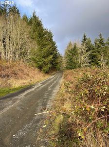 33861 Row River Rd, Cottage grove, OR, 97424