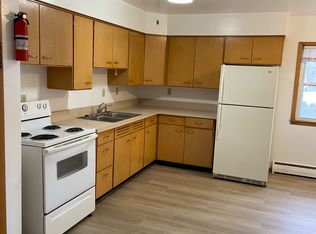 1947 Pierce St #1947, Dubuque, IA 52001